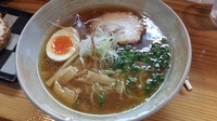 「醤油ラーメン」@豆でっぽうの写真