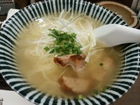 「鳥そば(並盛)600円」@酉番の写真