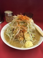 「ラーメン+野菜・ニンニク・脂」@ラーメン二郎 ひばりヶ丘駅前店の写真