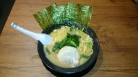 「ラーメン￥690 ライス無料(御代わり自由)」@横浜家系ラーメン 本郷家の写真