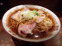 「中華そば＋銀の缶」@中華そば しば田の写真