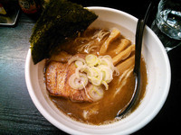 「濃厚中華そば ￥730＋他」@濃厚中華そば 麺 松蔵の写真