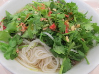 「パクチーラーメン（米麺）　「790円」」@TINUN 越谷イオンレイクタウン店の写真