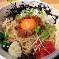 「「限定」奥久慈卵の濃厚混ぜそば 特盛」@つけ麺 たけもとの写真