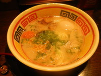 「九州じゃんがら全部入り 1180円 替え玉 150円」@東京じゃんがら ecute上野店の写真