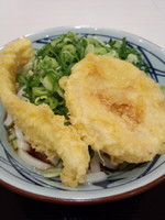 「ぶっかけ（冷・並）280円他」@丸亀製麺 島忠ホームズ草加舎人店の写真