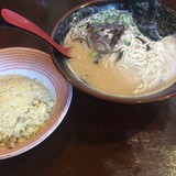 博多ラーメン 白