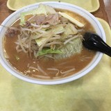 みそラーメン（中）とバター