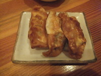 「揚げ餃子80円(一人1回のみ注文可)」@立ち飲み処 ここの写真