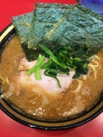 「ラーメン」@家系総本山 ラーメン吉村家の写真