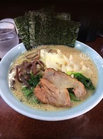「ラーメン700円玉ねぎ50円ネギチャ丼300円」@横浜ラーメン 壱鉄家の写真