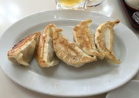 「生ビールと餃子のセット（￥460）」@ぎょうざのぽん吉の写真