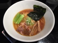 「しょうゆらーめん」@麺s慶の写真