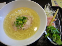 「【気まぐれ限定】名古屋コーチンと桜鯛の潮そば」@麺匠えにしの写真