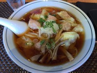 「肉わんたん麺」@柴崎亭の写真