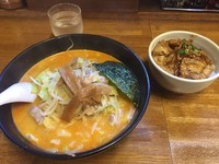「辛っ風おやじ麺 焼豚丼セット(1150円)」@北海道らーめん おやじ 相模原市場店の写真