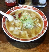 「辛口白菜ラーメン　@650円」@餃子と麺 いせのじょう 菊水本店の写真