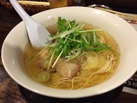 「和風鶏そば（たぶん）／￥600（たぶん）」@まるてんラーメン 本店の写真
