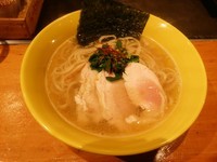 「鯛煮干らーめん　春野菜添え」@らーめん 惠本将裕の写真