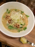 「帆立白湯らぁめん990円」@旨美麺 築一の写真