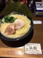 「ラーメン塩 無料（濱虎家カードスタンプ満了）」@濃厚豚骨ラーメン 濱虎家の写真