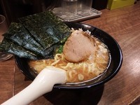 「らーめん（並盛）」@麺達 うま家の写真