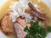 「鶏白湯(直火焼)＋バラ」@喜元門 つくばサイエンス通り店の写真