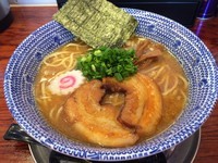 「三豚ら〜麺（太麺）」@麺屋 ゆや軒の写真