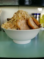 「リッチ(カタメ、タマネギニンニクマシマシ、他全マシ)」@らーめん☆王子の写真