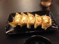 「肉汁餃子」@横浜家系ラーメン ガッツの写真