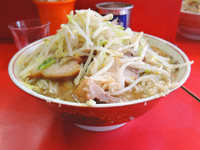 「｢小ラーメン ニンニク少なめ｣ 600円」@ラーメン二郎 三田本店の写真