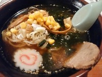 「醤油ラーメン(並盛)550円」@らーめん居酒場 ゆう太の写真