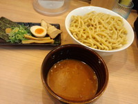 「辛つけ麺特盛あつもり930円」@つけ麺 らーめん 春樹 弘明寺店の写真
