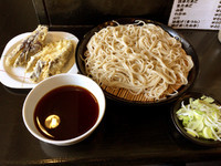 「もりそば(300円)と茄子天(80円)」@きらく蕎麦 小川の写真
