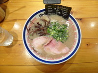 「らーめん（バリカタ）」@博多長浜らーめん 田中商店の写真