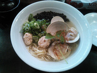 「【限定】桑名の蛤らーめん ￥900」@麺家 うえだの写真