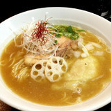 鶏白湯醤油ラーメン(700円)