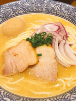 「[限定]サクマ式鮭のベジポタラーメン¥780➕味玉」@ラーメン燈郎の写真