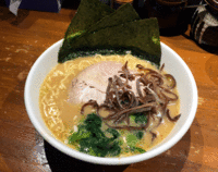 「ラーメン（650円）」@横浜家 西口店の写真