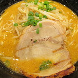 百年味噌ラーメン　「810円」