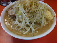 「小ラーメンニンニクカラメ(700円)」@ラーメン二郎 神田神保町店の写真