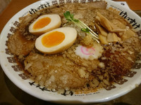 「背脂肉そば、味玉」@肉そば けいすけ 東京みーとれあ店の写真