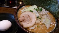 「味噌ラーメン（750円）＋海苔（50円）」@濃厚豚骨ラーメン 濱虎家の写真