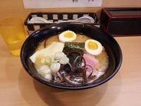 「佐賀熊本濃厚とんこつ　梅吉らーめん」@らーめん梅吉の写真