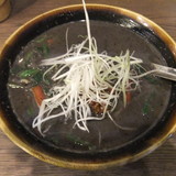 黒ごま辛辛麺（小盛）（750円）