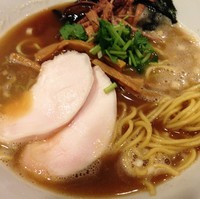 「烏賊干し鶏白湯醤油そば」@新橋 纏の写真