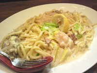 「【気まぐれ限定】ガーリックレモンクリーム（大盛）￥890」@ラーメンアキラの写真