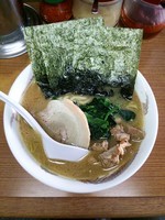 「ラーメン(カタメ) 650円」@たかさご家 曙町店の写真