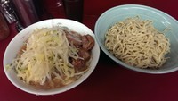「大らーめん、豚増し、つけ麺」@ラーメン二郎 相模大野店の写真