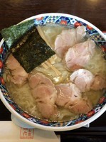 「塩チャーシューめん大盛」@めん家 銀六の写真